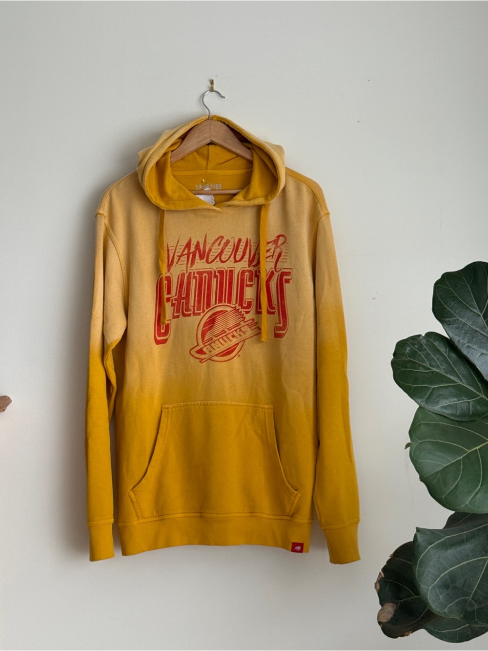 Vancouver Canucks Yellow Ombre Crewneck Hoodie - Men's Pullover